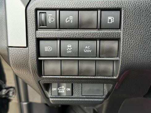 Used 2025 Toyota Tacoma TRD Off-Road image 24