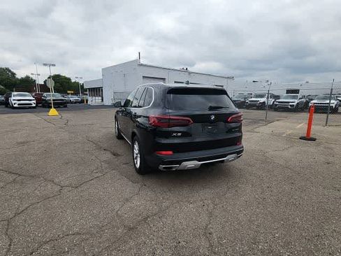 Used 2019 BMW X5 xDrive40i w/ Convenience Package AWD/4WD image 19