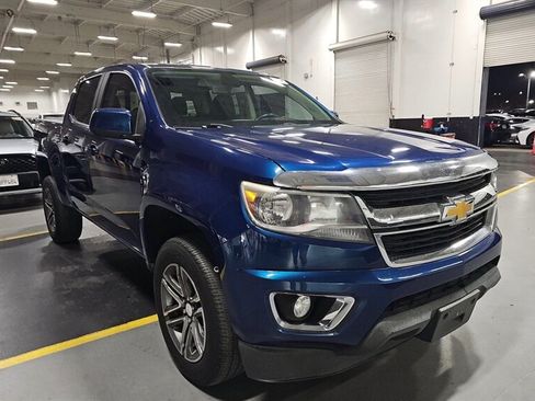 Used 2019 Chevrolet Colorado LT w/ LT Convenience Package AWD/4WD image 5