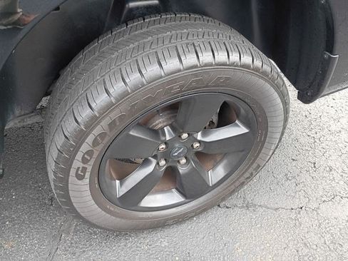 Used 2019 RAM 1500 Lone Star RWD image 11