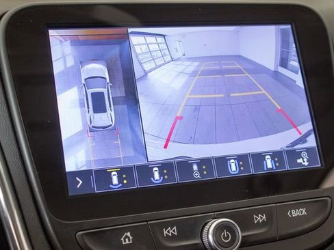 Used 2020 Chevrolet Equinox Premier AWD/4WD image 29