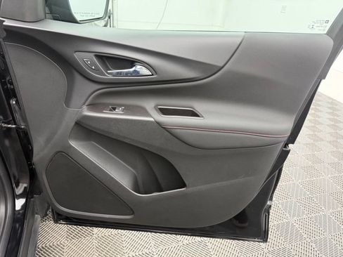 Used 2022 Chevrolet Equinox RS w/ LPO, Floor Liner Package AWD/4WD image 31