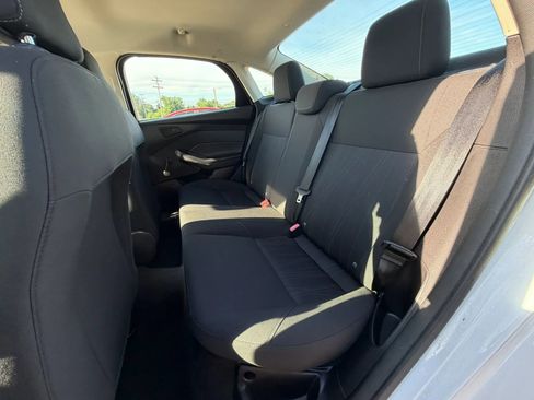 Used 2015 Ford Focus S FWD image 10