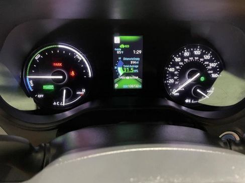 Used 2021 Toyota Sienna LE w/ LE Plus Package image 3