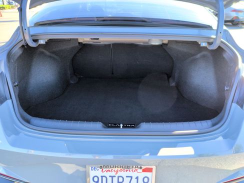 Used 2023 Hyundai Elantra Limited w/ Cargo Package image 32