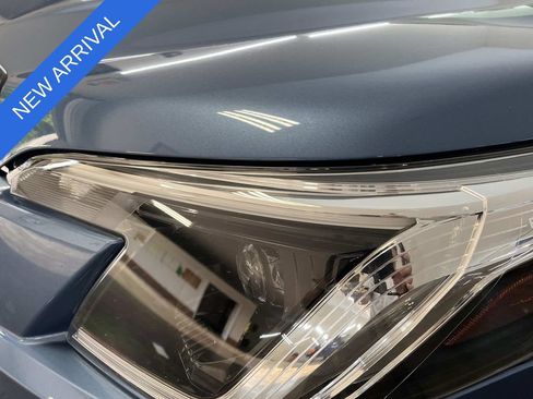 Certified 2022 Subaru Forester Premium AWD/4WD image 9