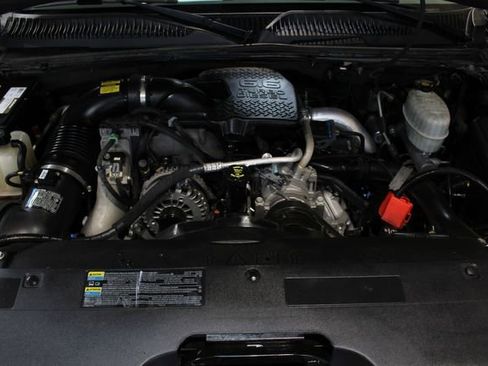 Used 2006 Chevrolet Silverado 2500 W/T w/ Heavy-Duty Power Package image 28