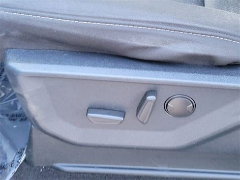 Certified 2022 Ford F150 XLT w/ Equipment Group 302A High image 4