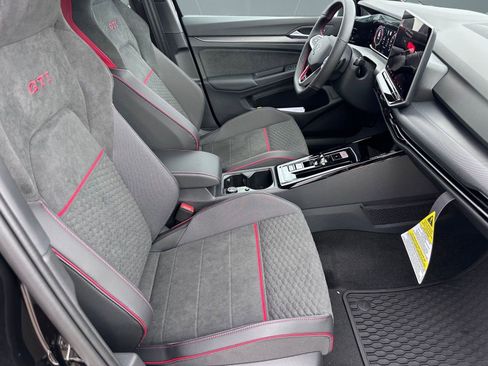 New 2026 Volkswagen Golf SE image 25