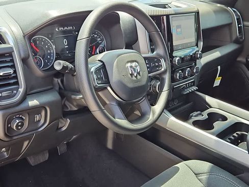 New 2026 RAM 1500 Express AWD/4WD image 10