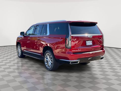 Used 2022 Cadillac Escalade ESV Premium Luxury AWD/4WD image 7