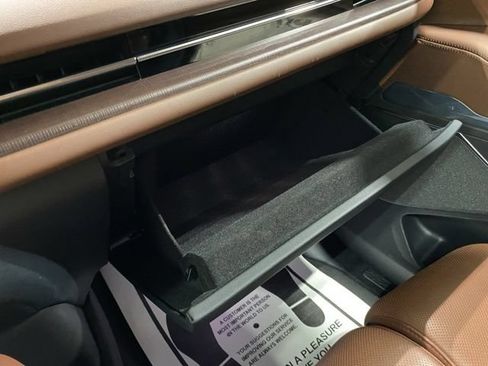 Certified 2025 Lincoln Navigator Reserve AWD/4WD image 38
