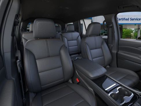 New 2026 Chevrolet Traverse High Country w/ LPO, Floor Liner Package image 16