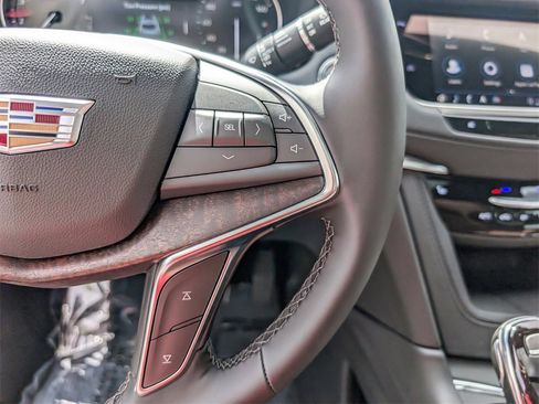 New 2025 Cadillac XT5 Premium Luxury image 26