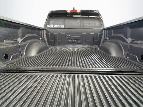 Used 2023 RAM 1500 Laramie AWD/4WD image 28