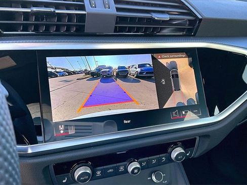 Used 2025 Audi Q3 2.0T Premium Plus w/ Premium Plus Package image 23