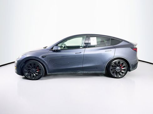 Used 2022 Tesla Model Y Performance image 4