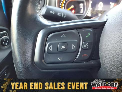 Used 2022 Jeep Gladiator Willys image 17