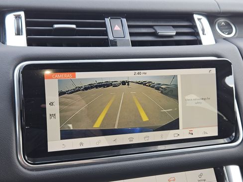 Used 2020 Land Rover Range Rover Sport HSE image 18