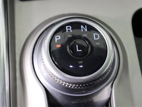 Used 2021 Ford Explorer Limited w/ Equipment Group 301A image 19