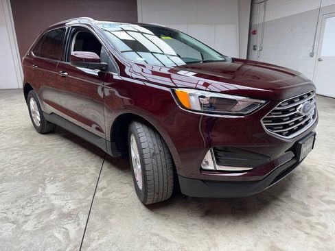 Certified 2022 Ford Edge SEL w/ Convenience Package image 6