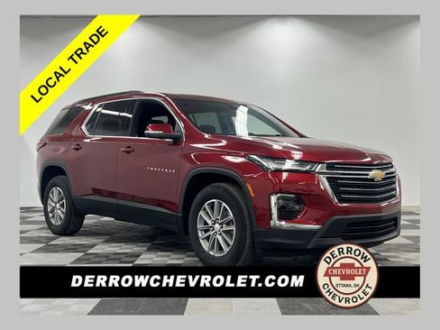 Used 2022 Chevrolet Traverse LT image 1