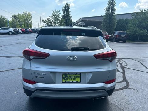 Used 2018 Hyundai Tucson Value FWD image 6