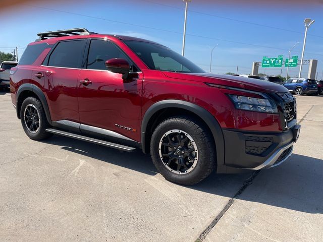 Used 2024 Nissan Pathfinder Rock Creek AWD/4WD image 7
