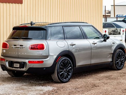 Used 2017 MINI Cooper Clubman ALL4 image 3