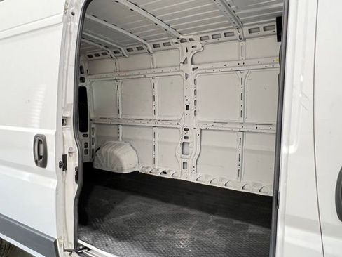 Used 2023 RAM ProMaster 2500 FWD image 16