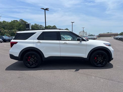 Used 2020 Ford Explorer ST w/ ST Street Pack AWD/4WD image 11