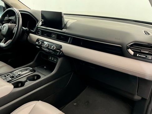 Used 2024 Honda Pilot EX-L image 25