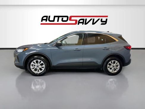 Used 2023 Ford Escape Active AWD/4WD image 4