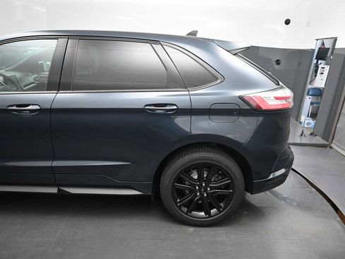 Certified 2024 Ford Edge ST-Line AWD/4WD image 16