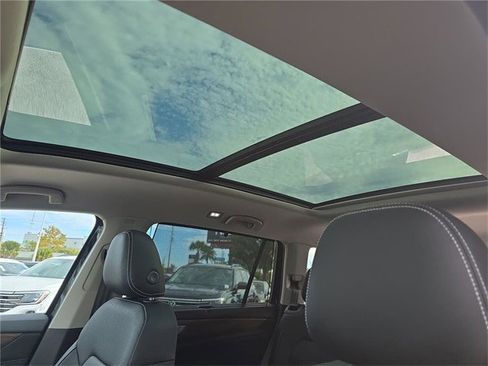 New 2026 Volkswagen Atlas SE image 28