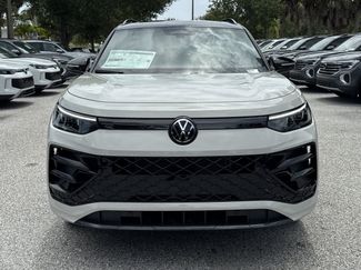 New 2026 Volkswagen Tiguan SE R-Line FWD video 2