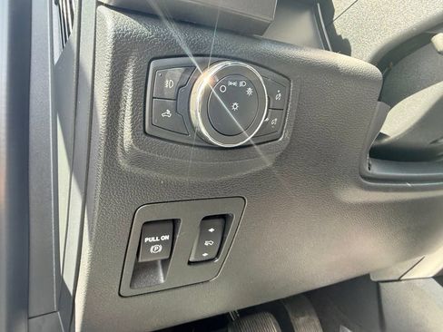 Used 2020 Ford F150 XLT w/ Equipment Group 302A Luxury AWD/4WD image 21