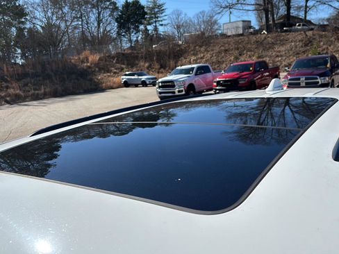 Used 2018 Jeep Grand Cherokee High Altitude image 6