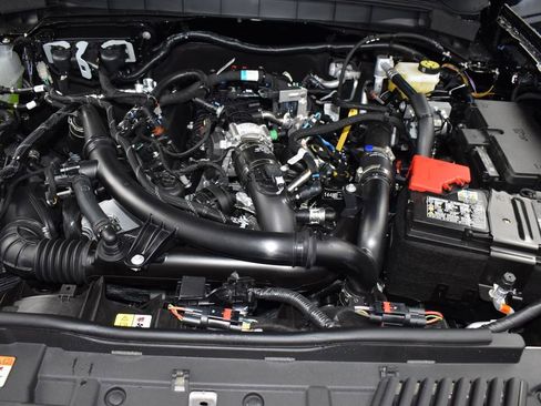 New 2025 Ford Bronco Badlands AWD/4WD image 18