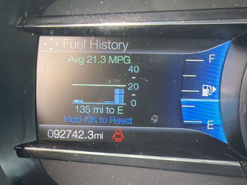 Used 2019 Ford Explorer XLT w/ Equipment Group 202A FWD image 17
