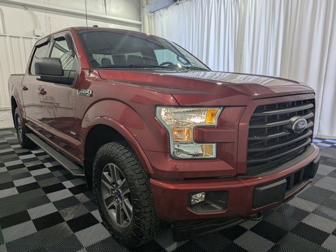 Used 2017 Ford F150 XLT w/ Equipment Group 302A Luxury image 5
