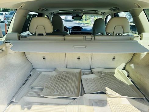 Used 2016 Volvo XC70 T5 Platinum w/ Protection Package image 24