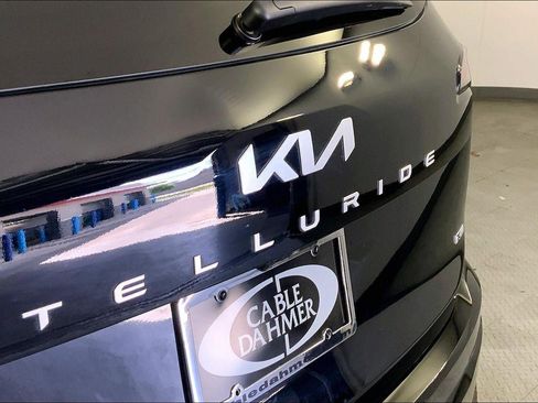 Certified 2024 Kia Telluride SX X-Line AWD/4WD image 30