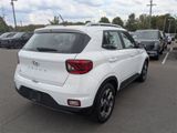Certified 2024 Hyundai Venue SEL image 5