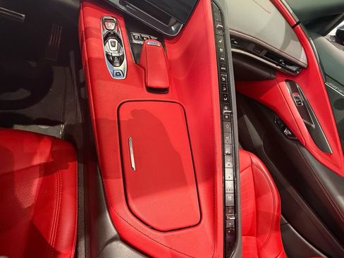 Used 2024 Chevrolet Corvette Stingray Preferred Conv w/ Z51 Performance Package RWD image 19