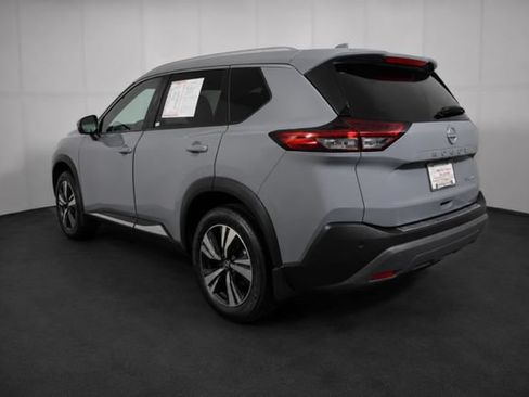 Used 2023 Nissan Rogue SL AWD/4WD image 6