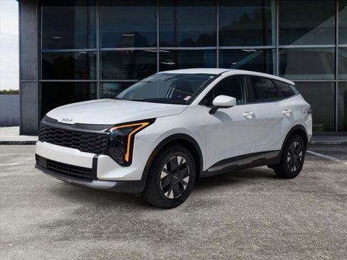 New 2026 Kia Sportage LX image 4