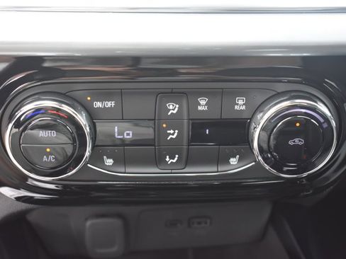 New 2026 Chevrolet Trax LT image 25