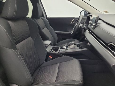 Used 2024 Mitsubishi Outlander ES FWD image 21