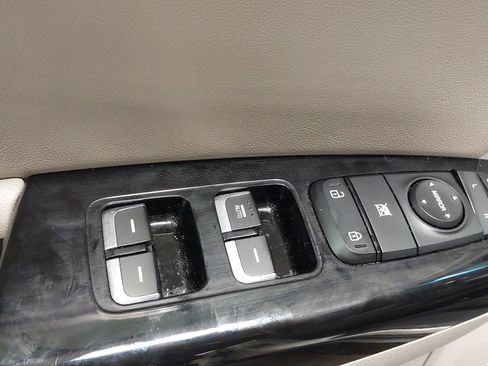 Used 2020 Kia Sportage EX AWD/4WD image 25